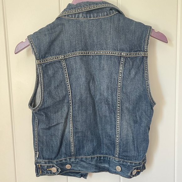 Size S Talula by Aritzia denim vest - Picture 3 of 3
